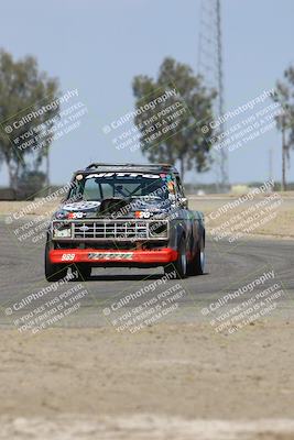 media/Sep-28-2025-24 Hours of Lemons (Sun) [[5dfe0e5f6e]]/10am (Off Ramp Exit)/